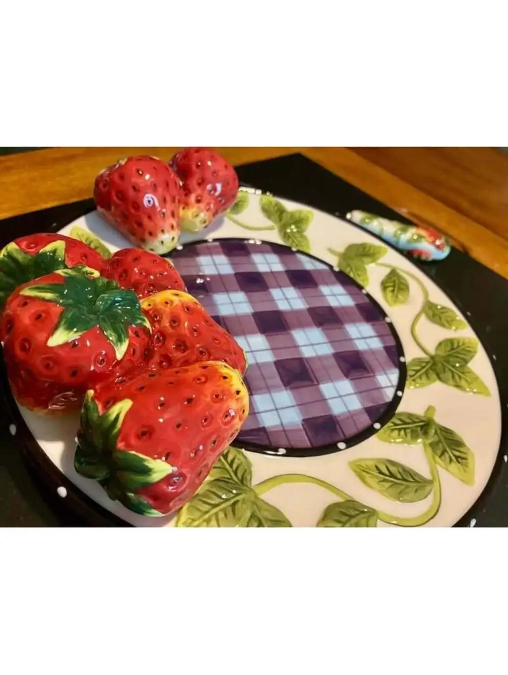 Strawberry serving plate & spreader